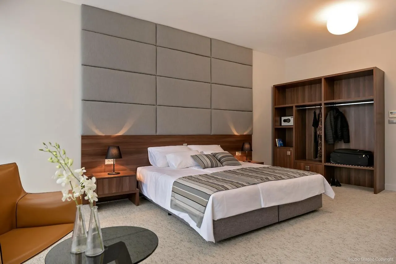 Bed and breakfast Priska Med Luxury Rooms Split