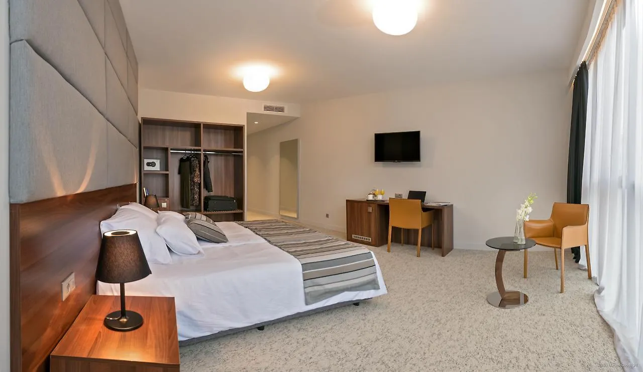 Priska Med Luxury Rooms Split