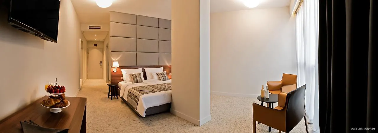 Priska Med Luxury Rooms Split Alojamento de Acomodação e Pequeno-almoço