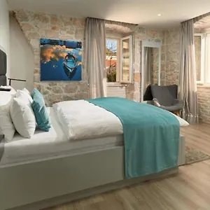 Bernardi 2 Guest house