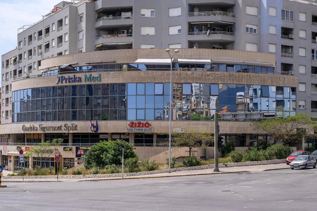 ספליט Priska Med Luxury Rooms לינה וארוחת בוקר